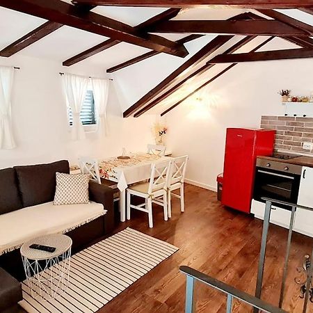 Apartmani Centar Vodice Buitenkant foto
