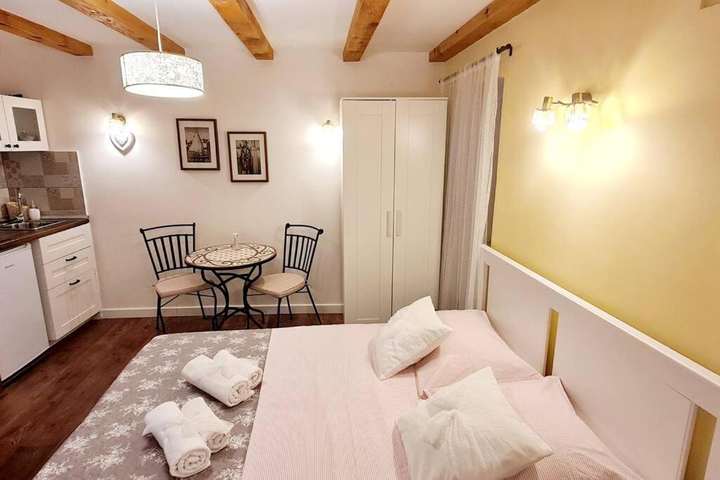 Apartmani Centar Vodice Buitenkant foto