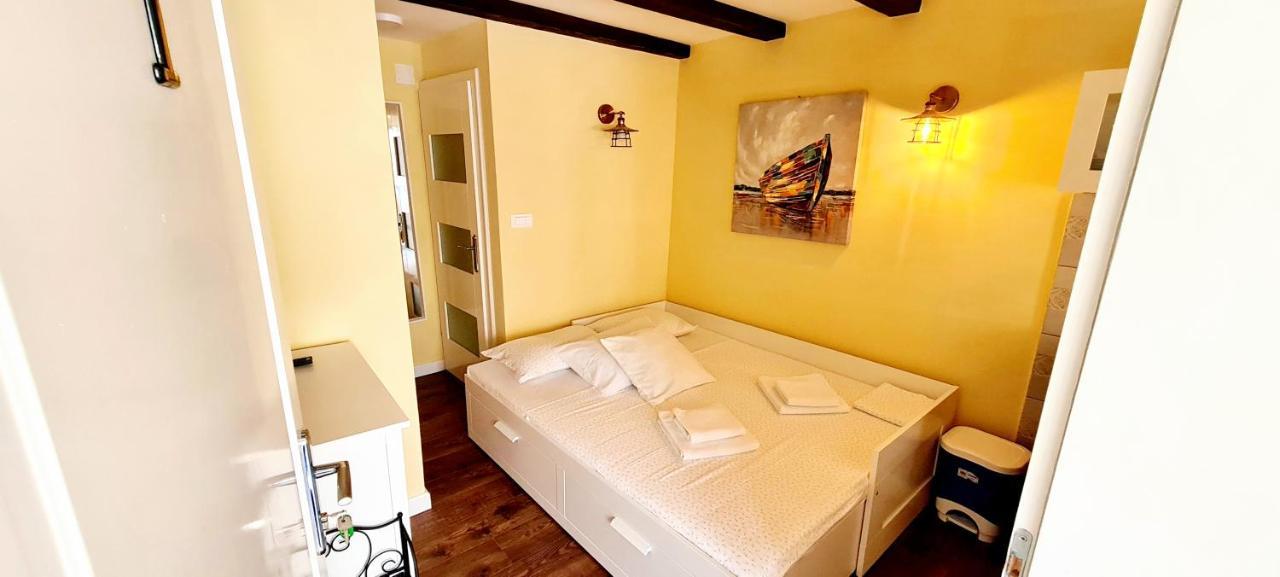 Apartmani Centar Vodice Buitenkant foto